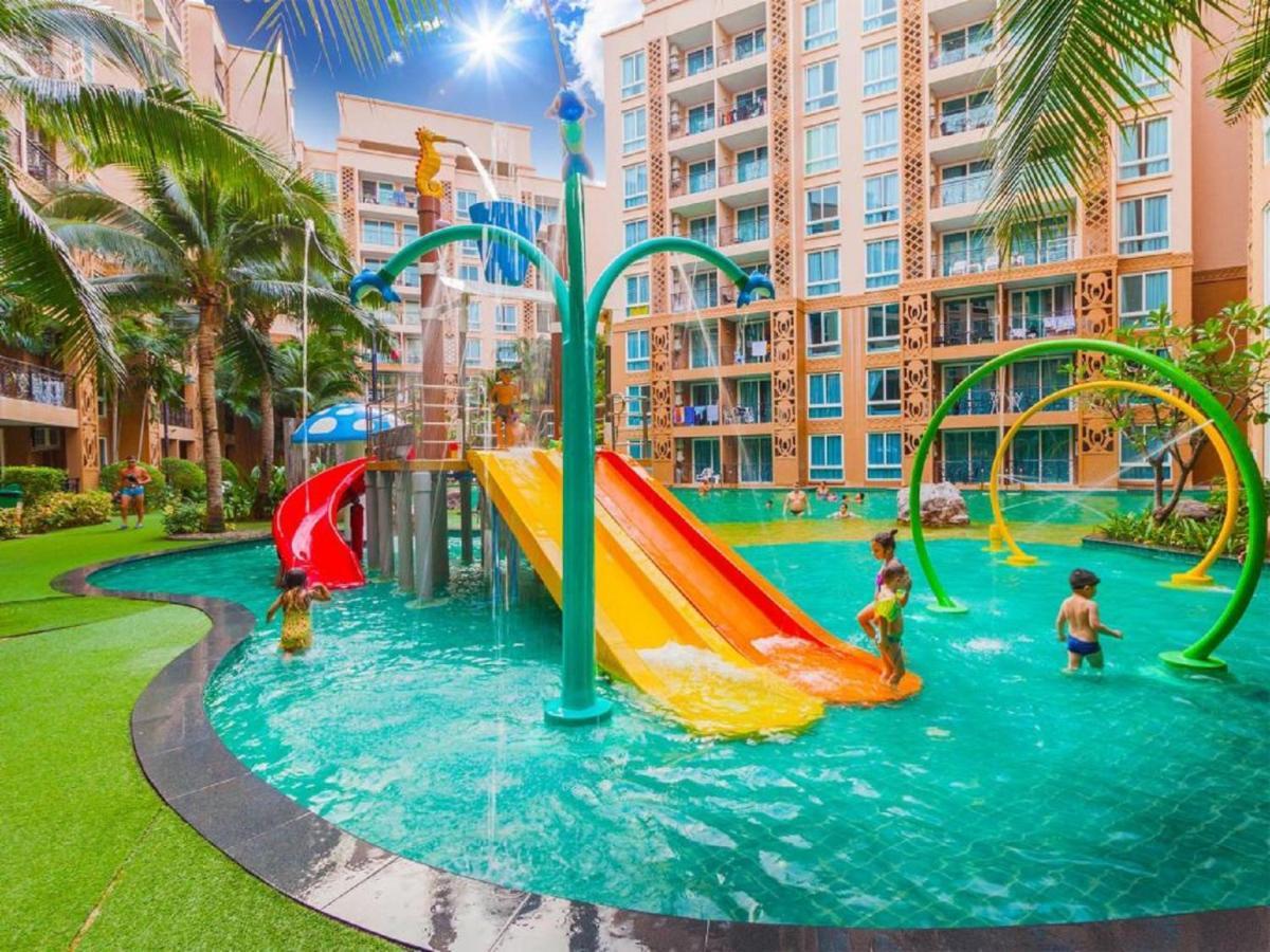 Atlantis Condo Resort By Somphong Jomtien Beach Exterior photo