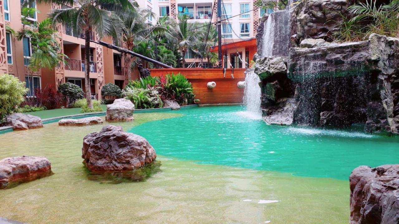 Atlantis Condo Resort By Somphong Jomtien Beach Exterior photo