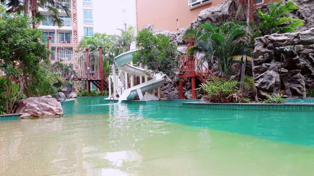 Atlantis Condo Resort By Somphong Jomtien Beach Exterior photo